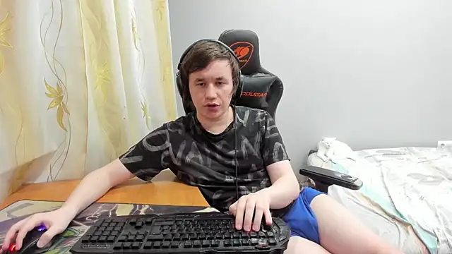 iliaskrislove's Webcam Show