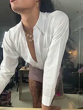 NahomiWhitte Webcam-Show