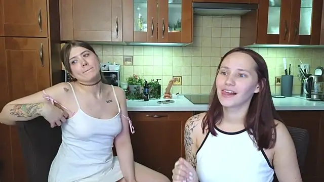 HotCaramellsTV webkamerás műsora