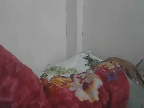 lovelypinay31xx's Webcam Show