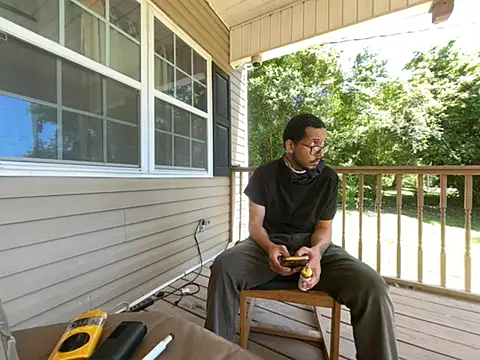 ThrowedWorldWide: онлайн-секс-чат