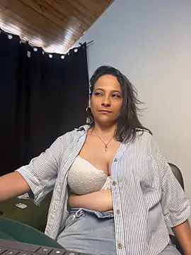 jani_plox's Live XXX Chat