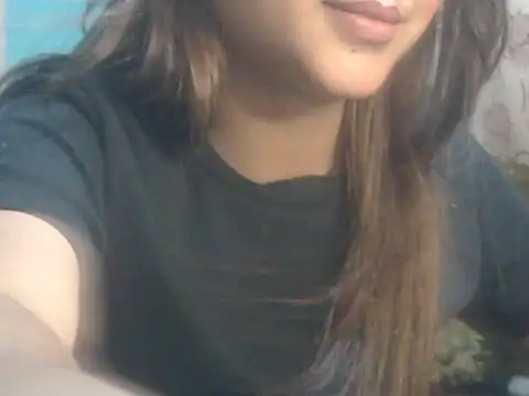 XXX chat uživo modela NancyRuvi