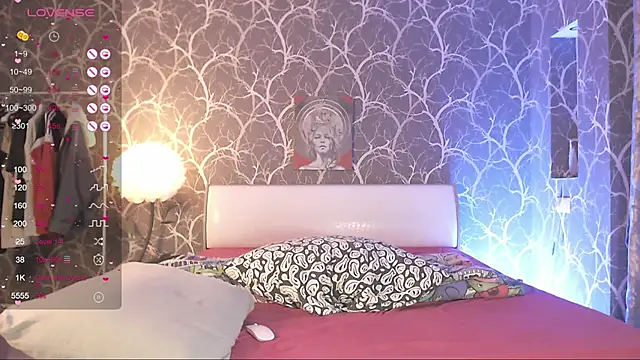 MiaMiaMeow: απευθείας συνομιλία ΧΧΧ