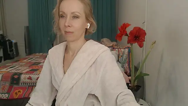 LuxuryNikan Webbikameraesitys