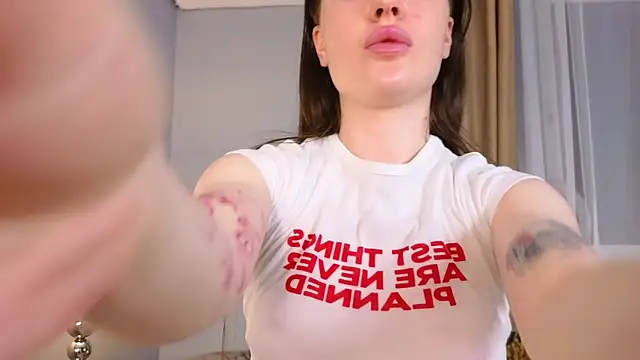 KimiFivePlus Chat XXX live