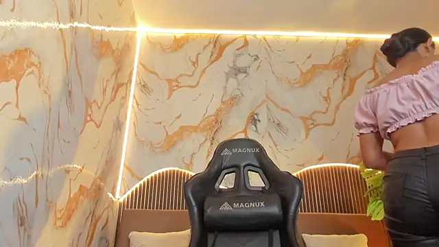 Chatroom XXX en direct de VenusBlazer