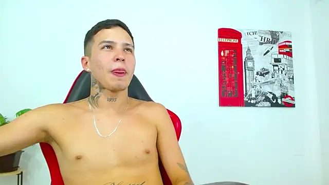 Show de webcam de Cumandres18