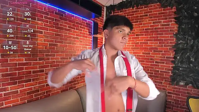 Thiago_Kozak Chat XXX live