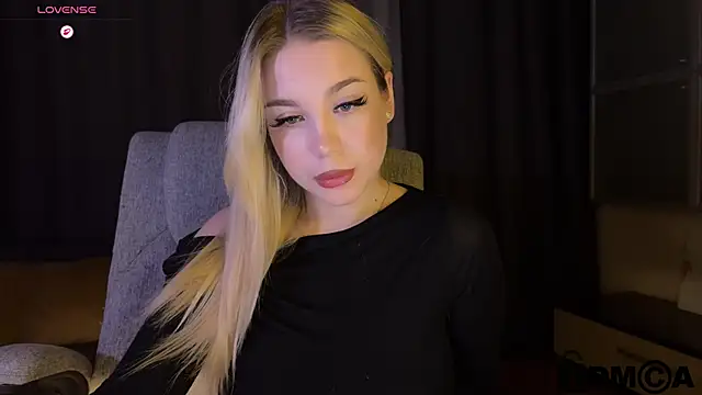 ariashaa Adlı Modelin Canlı XXX Sohbeti