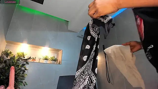 PechBri Adlı Modelin Canlı XXX Sohbeti