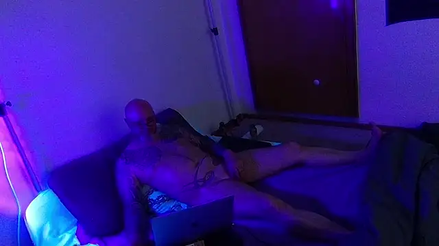 Pokazy przed kamerką – Marcel_x1