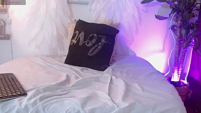 melany_benson – Live XXX-chat