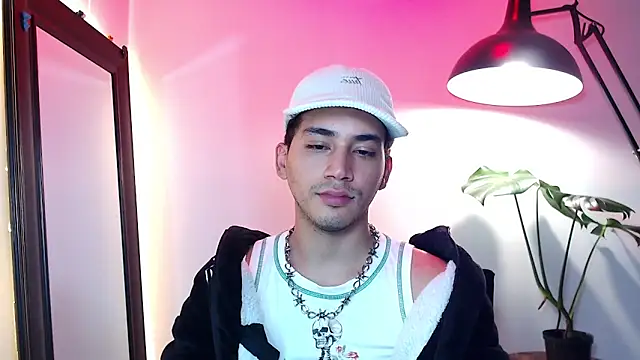 Chat +18 de noahnoguera ao vivo