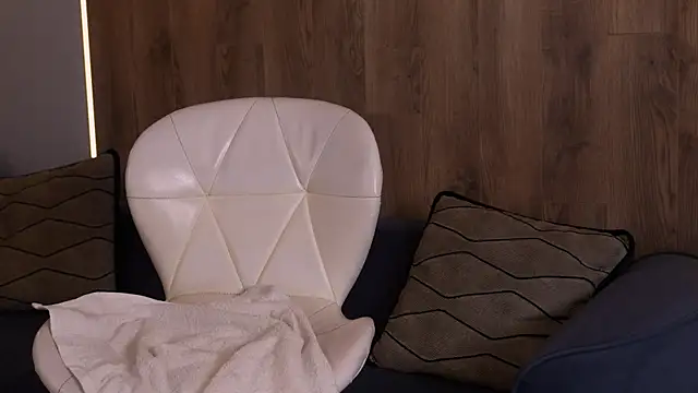 دردشة NaomiSainz الجنسية المباشرة