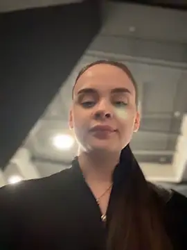 دردشة KristiRich الجنسية المباشرة