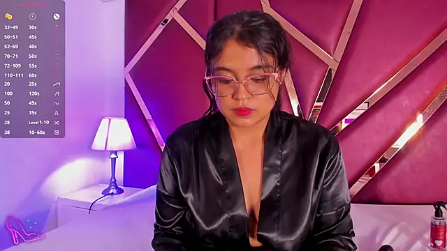 AlmaRios' Live XXX Chat