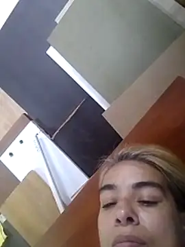 Chat +18 de mari657 ao vivo