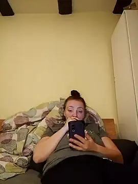 Bella-Monroe Live XXX-Chat