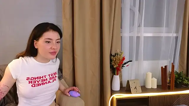 Živý XXX chat KimiFivePlus