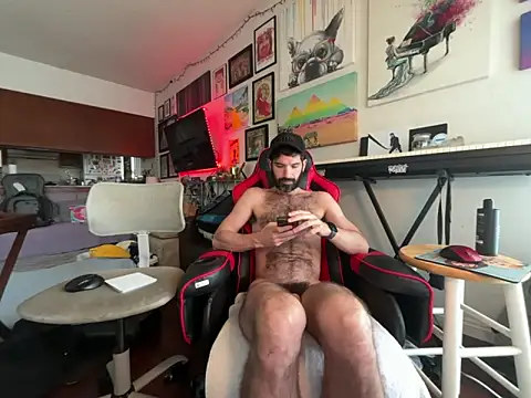 Pupscritch 即時 XXX 聊天