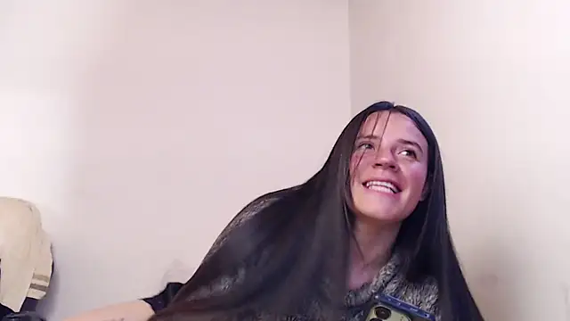 Chat +18 de Shanel_Lozano ao vivo