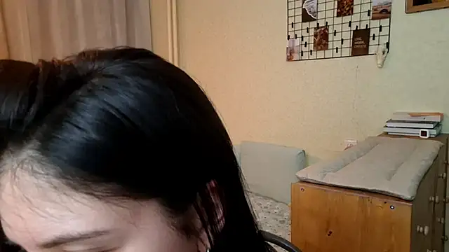 Chat +18 de MiaTemptress ao vivo