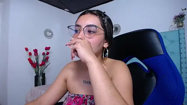 kathe-mills235's Live XXX Chat