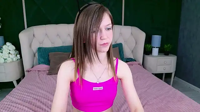 Kara_Kirby live XXX chat