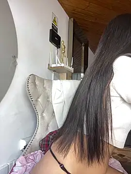 Chat +18 de Cloe_pink1 ao vivo