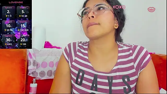 moana_taylor live XXX chat