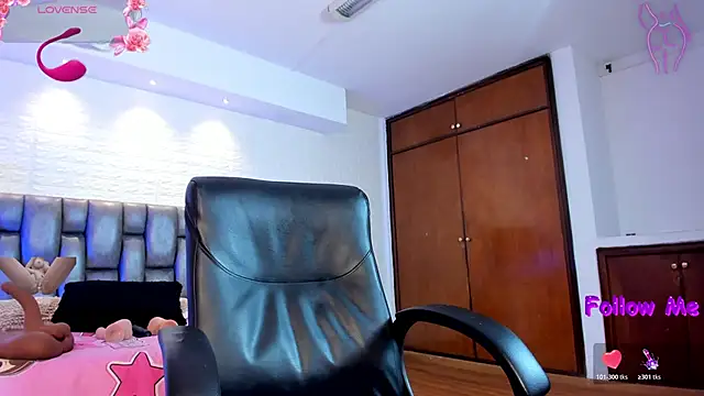 victoria_mooree live XXX chat