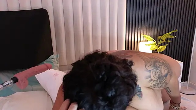 Reginavegaa Chat XXX live