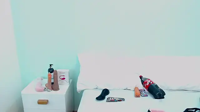 ScarletLevis' Live XXX Chat