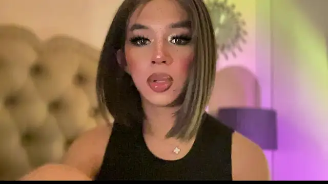 Worldclass_Maxxine_'s Live XXX Chat