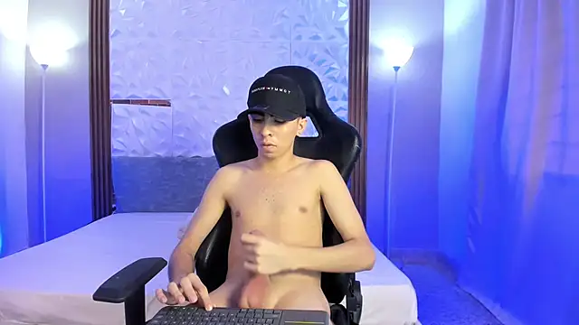 Michaell_twinkk_のライブXXX  チャット