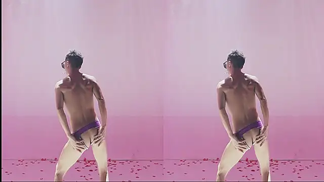 YLBOY-666のライブXXXチャット