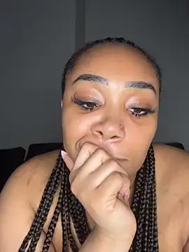 sky_velvetx: διαδικτυακό σόου στην κάμερα