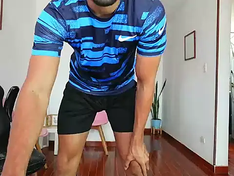 Show modela jon-bukowsky na web-kameri