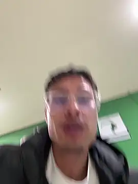 TavoHot_のウェブカメラショー