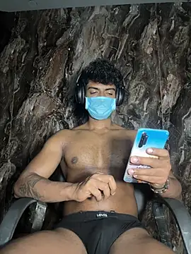 XXX chat uživo modela rony6663