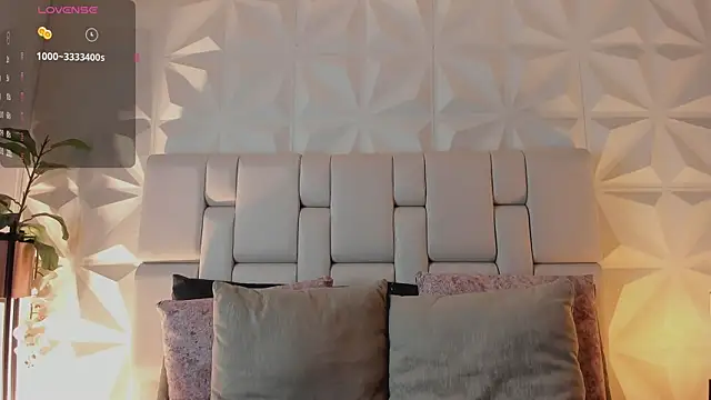 scarlettadams__'s Live XXX Chat