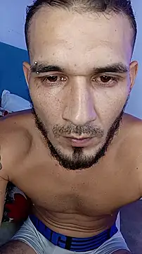 junior_men22 Adlı Modelin Canlı XXX Sohbeti