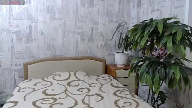 دردشة GinaQSoul الجنسية المباشرة