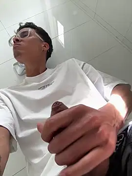 TavoHot_ Live XXX Chat