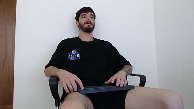 Show modela joseh0se na web-kameri