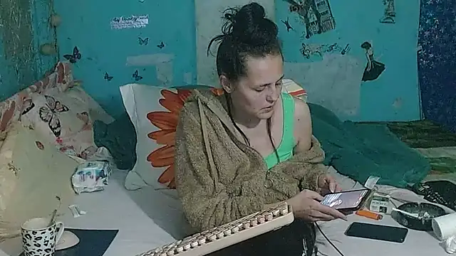 brighteyes77: онлайн-секс-чат