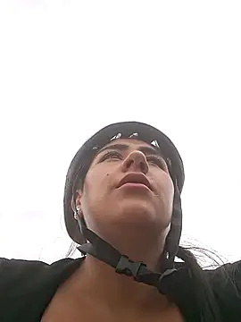 CAROLINE__07 即時 XXX 聊天