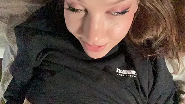 Онлайн чат XXX Karrolliza