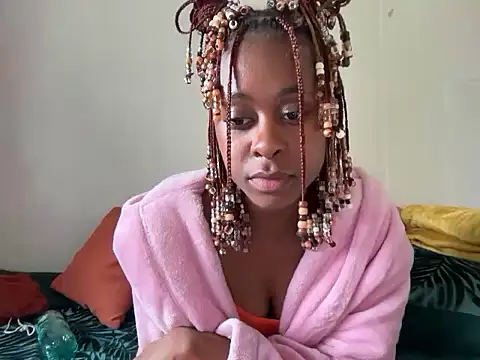 d7310d5 Adlı Modelin Canlı XXX Sohbeti